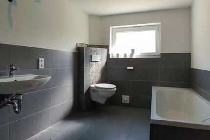 NEU SANIERT TERRASSE GARTEN HISTORISCH UND MODERN 5 zimmer