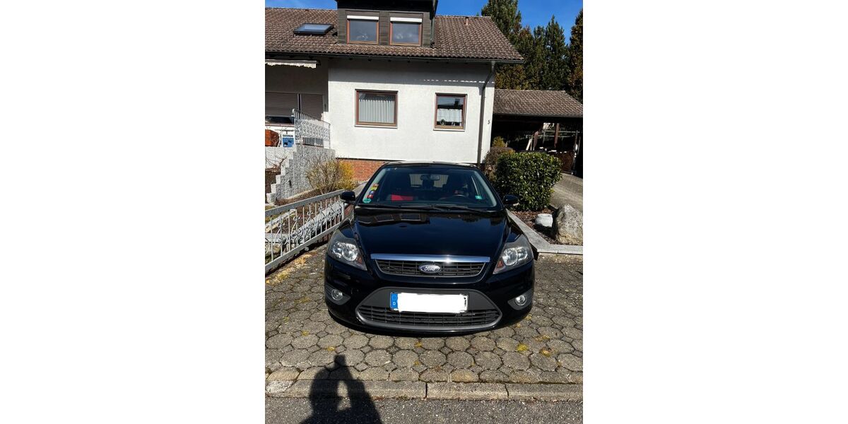 Ford Focus 157.680 km 2.500 &euro; Tuttlingen 78532