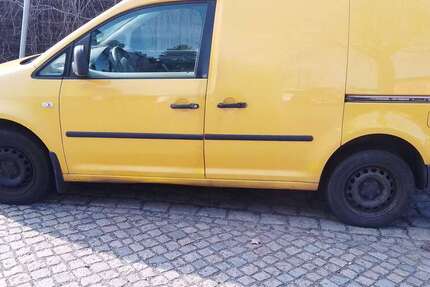 VW Caddy 145.000 km 3.500 € Dresden 01139