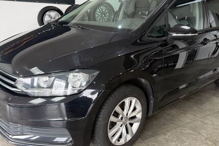 VW Touran 94.266 km 18.980 &euro; Lemwerder 27809