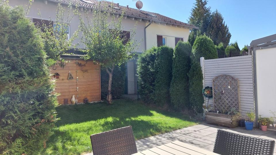 Reihenhaus Holzkirchen - 5 Zimmer, 137 m&sup2;, 1.150.000&euro; | Angebot:26104080