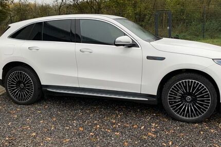 Mercedes EQC