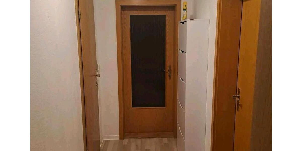 Etagenwohnung Hohenstein-Ernstthal Ernstthal - 3 Zimmer, 62 m&sup2;, 31.000&euro; | Angebot:27028747