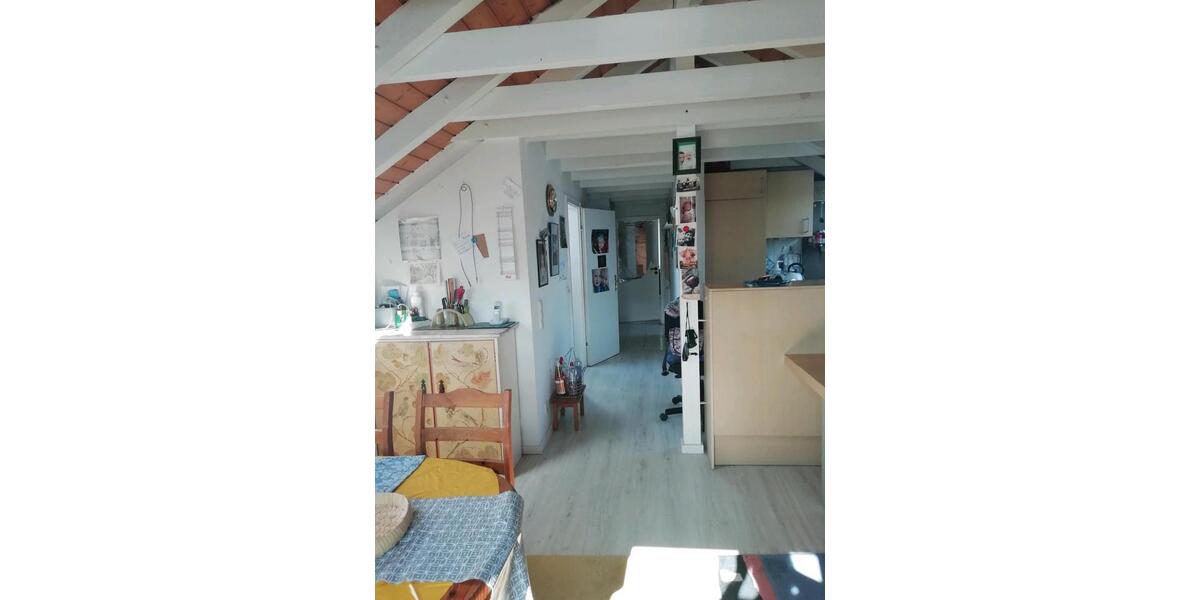 Dachgeschoßwohnung Weinstadt - 3 Zimmer, 74 m&sup2;, 850&euro; | Angebot:26617477