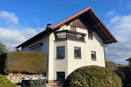 Haus Werdau - 4.5 Zimmer, 140 m&sup2;, 369.000&euro; | Angebot:25340895