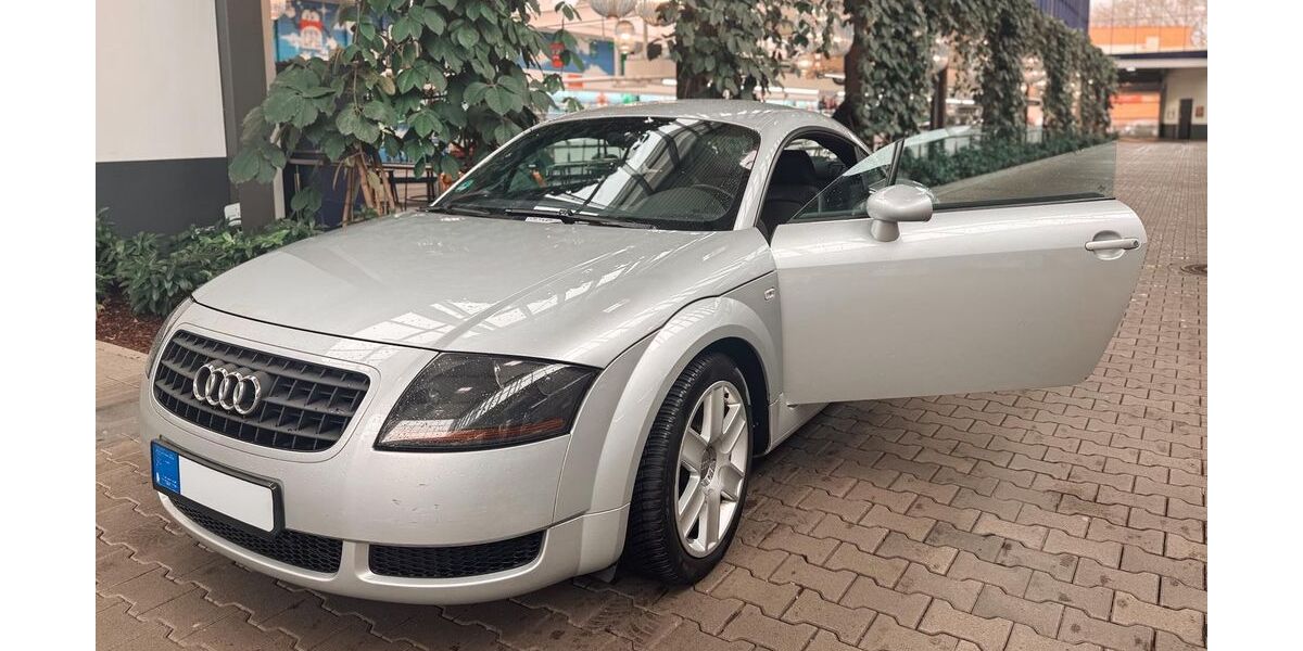 Audi TT 202.000 km 4.200 &euro; Köln 50733