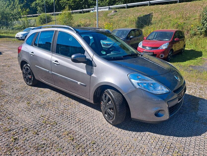 Renault Clio 176.000 km 2.995 € Uhlstädt-Kirchhasel 07407