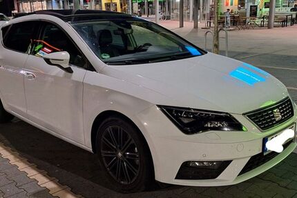 Seat Leon 64.000 km 14.500 &euro; Glauchau 08371