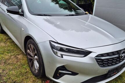 Opel Insignia 197.800 km 8.990 &euro; Norderstedt / Hamburg 22851