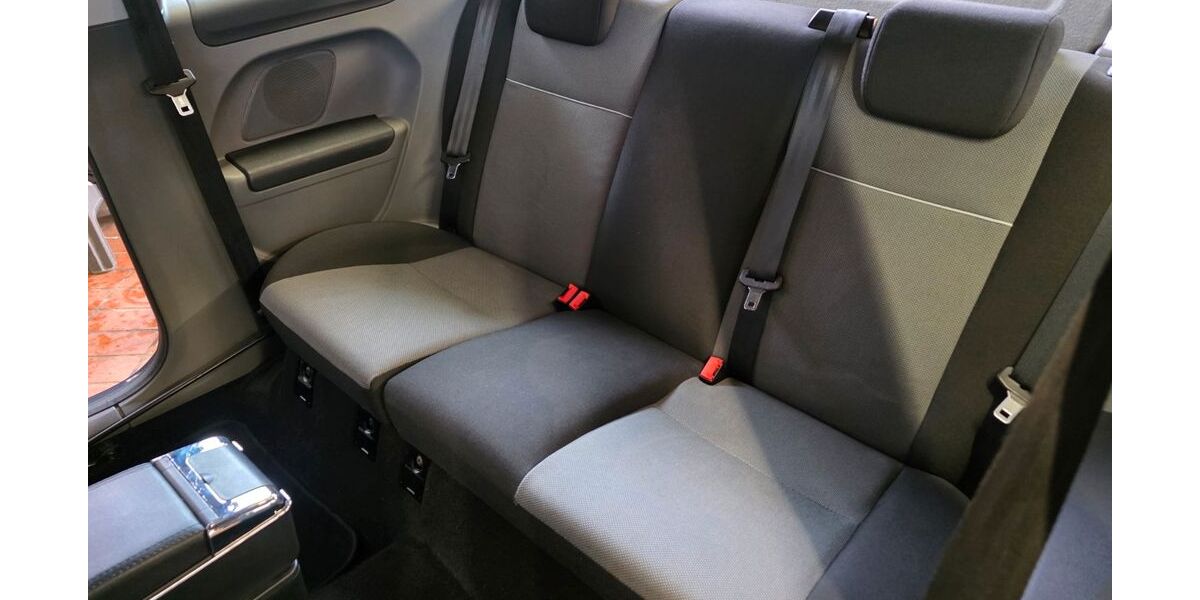 Ford Focus 215.463 km 2.200 &euro; Leutershausen 91578