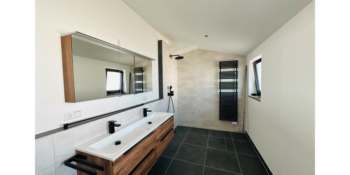 Doppelhaushälfte Neudenau - 4 Zimmer, 151 m&sup2;, 1.950&euro; | Angebot:25216519