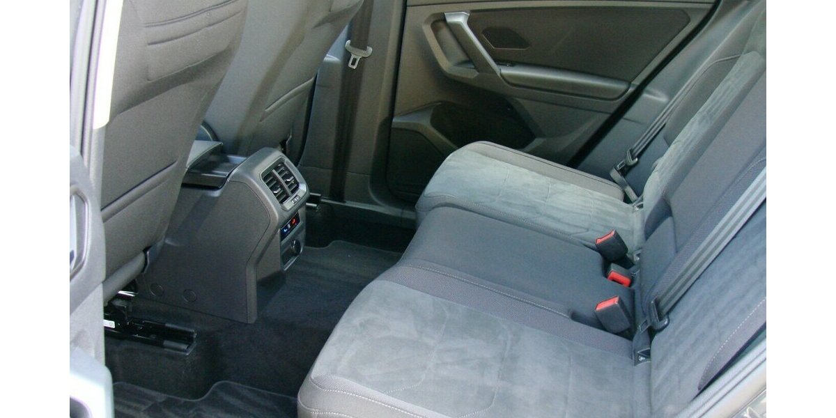 VW Tiguan 1.5TSI Elegance IQ.DRIVE ACC Navi Kamera 37.339 km 29.980 &euro; Falkensee 14612