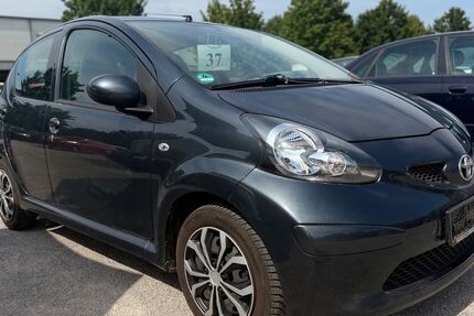 Toyota Aygo (X) 63.650 km 2.750 &euro; Augsburg 86167