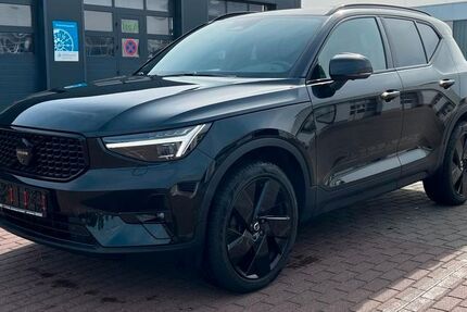 Volvo XC40 15.615 km 38.490 &euro; Jüterbog 14913