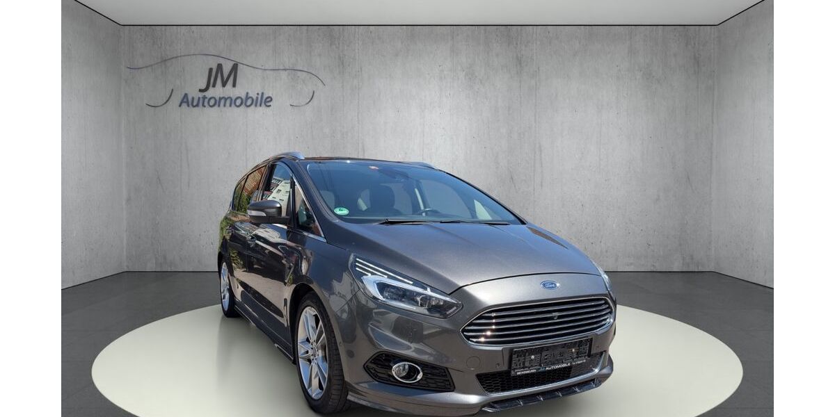 Ford S-Max 176.786 km 11.890 &euro; Meckenbeuren 88074