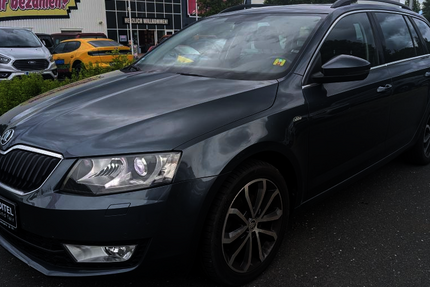 Skoda Octavia 171.000 km 8.500 &euro; Plauen 08525