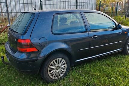 VW Golf 226.564 km 800 &euro; Lebus 15326