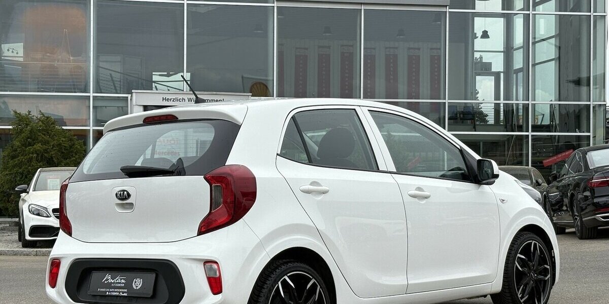Kia Picanto 1.0 Edition 7 SITZHEIZUNG/KLIMA/LENKHZ 59.652 km 7.900 &euro; Villingen-Schwenningen 78054