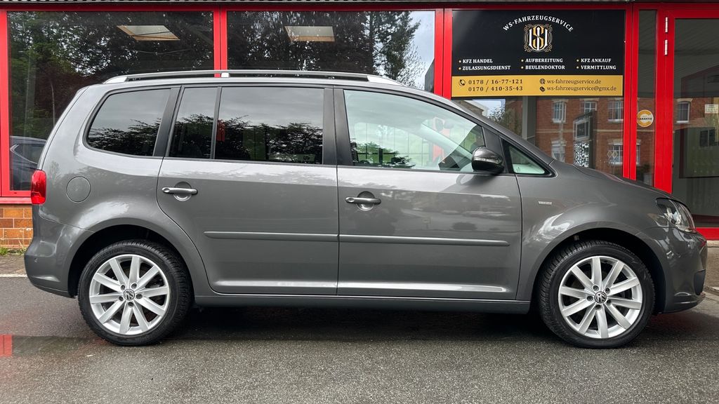 VW Touran 149.084 km 7.990 &euro; Oberkotzau 95145