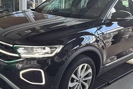 VW T-Roc 78.570 km 22.490 € Schopfloch 91626