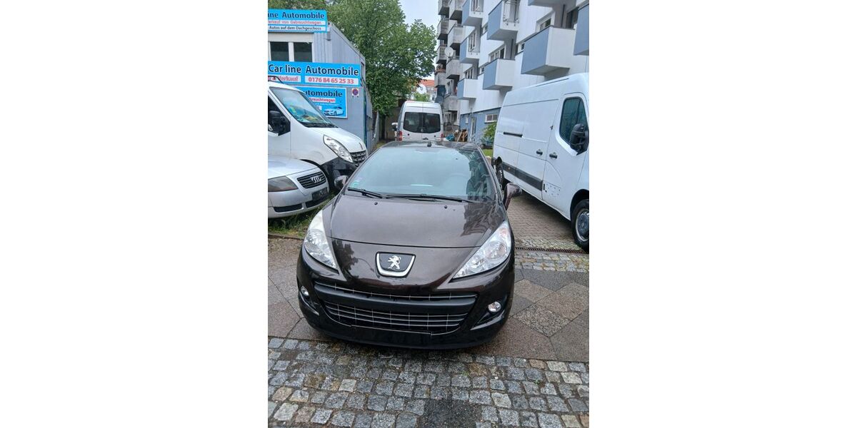 Peugeot 207 105.000 km 5.600 &euro; Berlin 12105