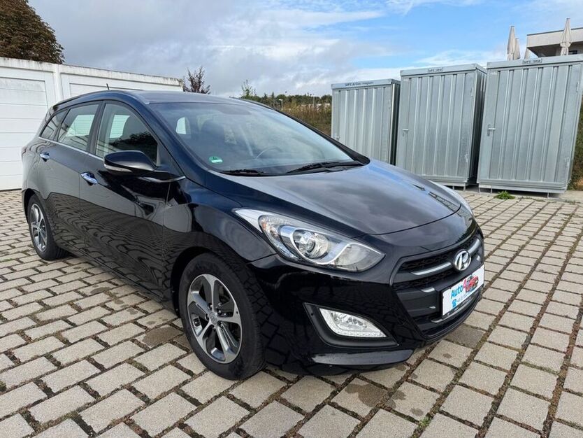 i30