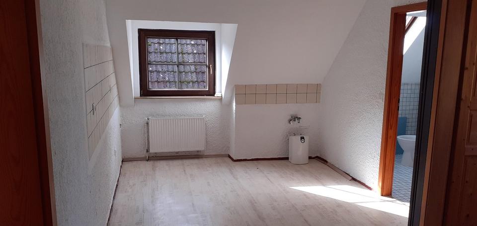 Dachgeschoßwohnung Mainz Bretzenheim - 3 Zimmer, 70 m&sup2;, 850&euro; | Angebot:26211533