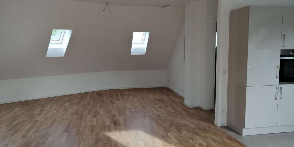 Etagenwohnung Strausberg Altstadt - 4 Zimmer, 89 m&sup2;, 1.099&euro; | Angebot:25234989