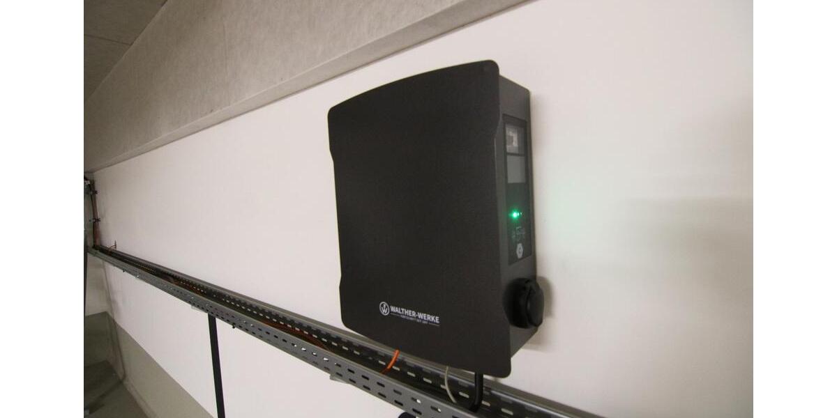 Lichtdurchflutetes Penthouse für Genießer: tolles Ambiente, mit Komfortausstattung und TiefgaragenplatzWallbox! 3 zimmer