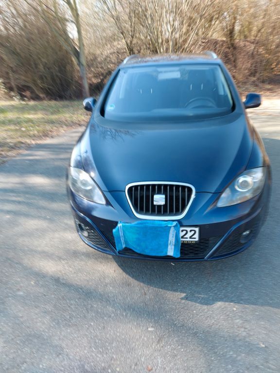 Seat Altea 234.000 km 4.400 € Eilsleben 39365
