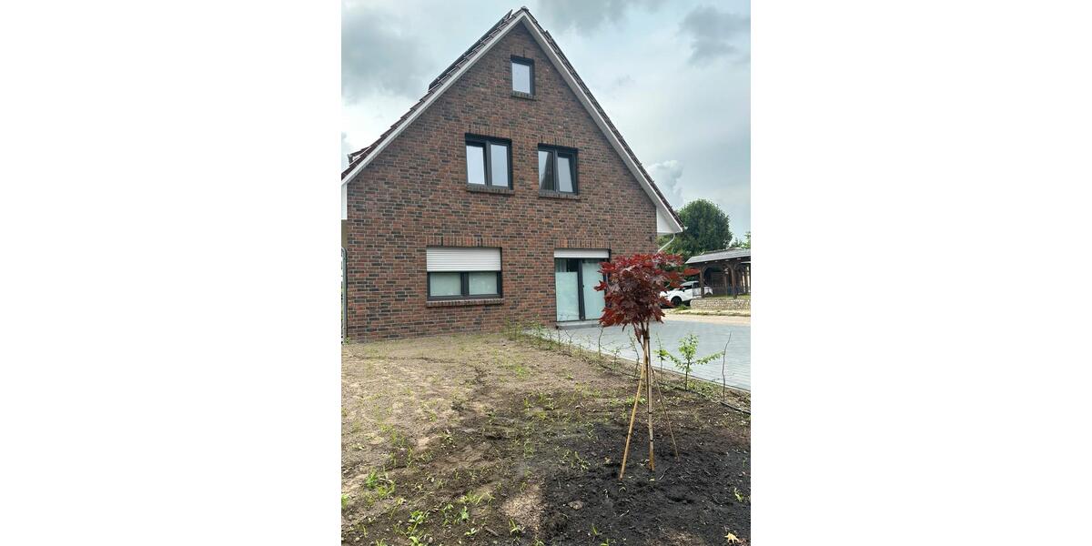 Große 125 m² Wohnung mit Einbauküche – ab 31.01 8 zimmer