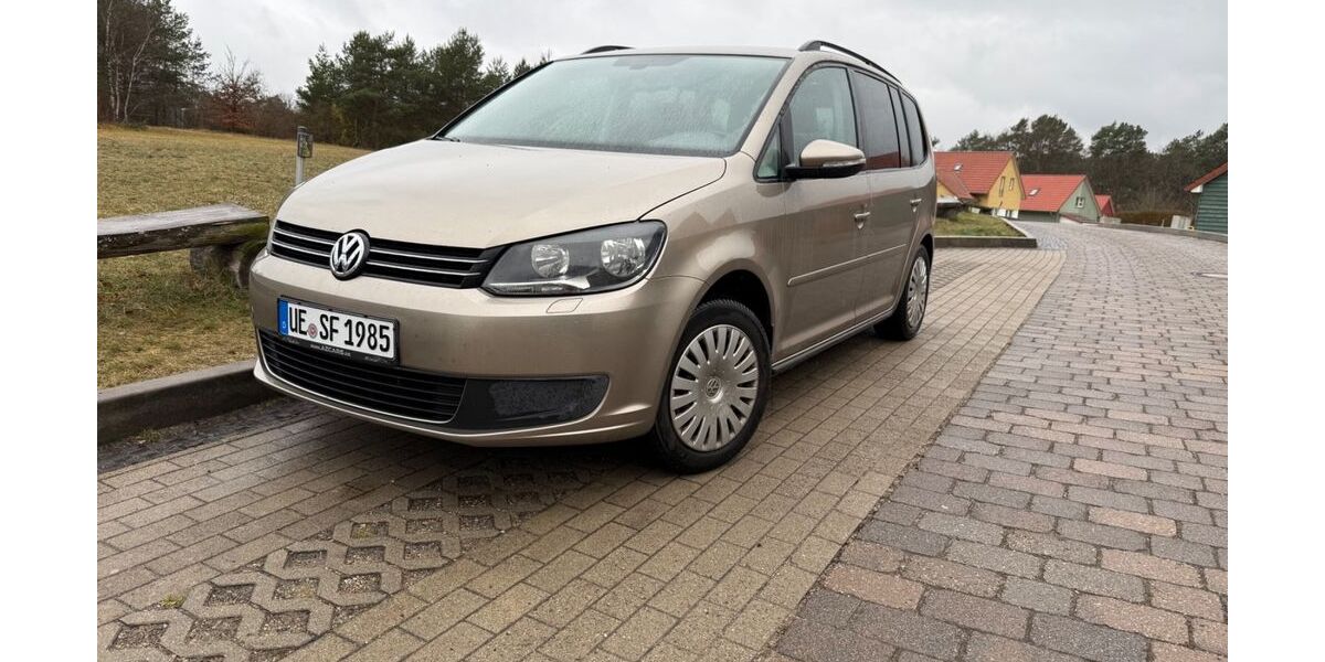 VW Touran 159.963 km 5.200 &euro; Bienenbüttel 29553