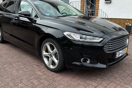 Ford Mondeo 140.710 km 14.750 &euro; Ringgau 37296