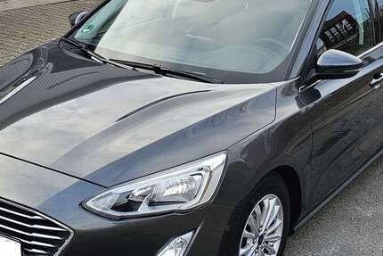 Ford Focus 75.000 km 15.950 &euro; Kaufungen 34260
