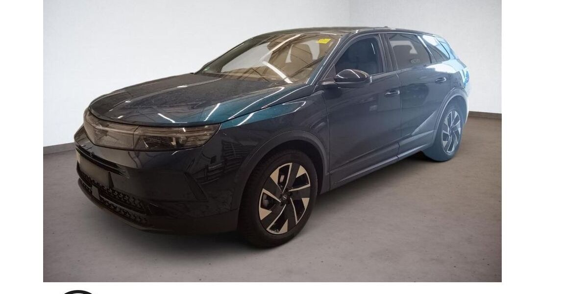 Opel Grandland (X) 8.261 km 29.990 &euro; Bremen 28779