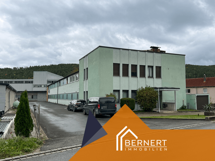 Halle in Kronach 650.000 € 1960 m² zimmer