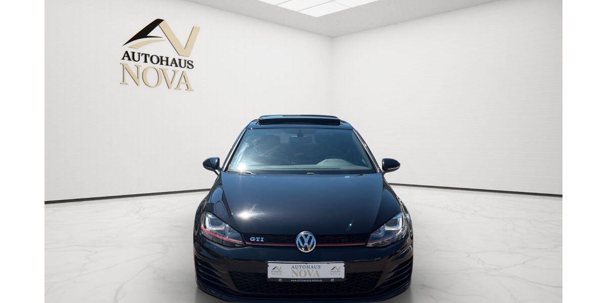 VW Golf 93.000 km 15.696 &euro; Salach 73084