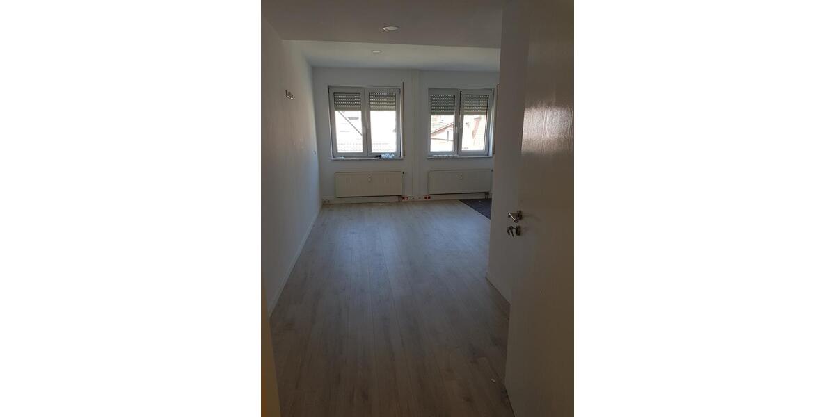 Etagenwohnung Göppingen - 5 Zimmer, 142 m&sup2;, 385.000&euro; | Angebot:27120248