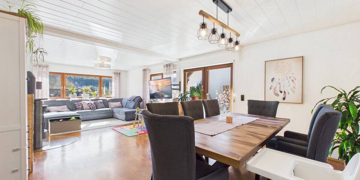 Einfamilienhaus Oberndorf am Neckar / Altoberndorf Altoberndorf - 8 Zimmer, 244 m&sup2;, 429.000&euro; | Angebot:26246121