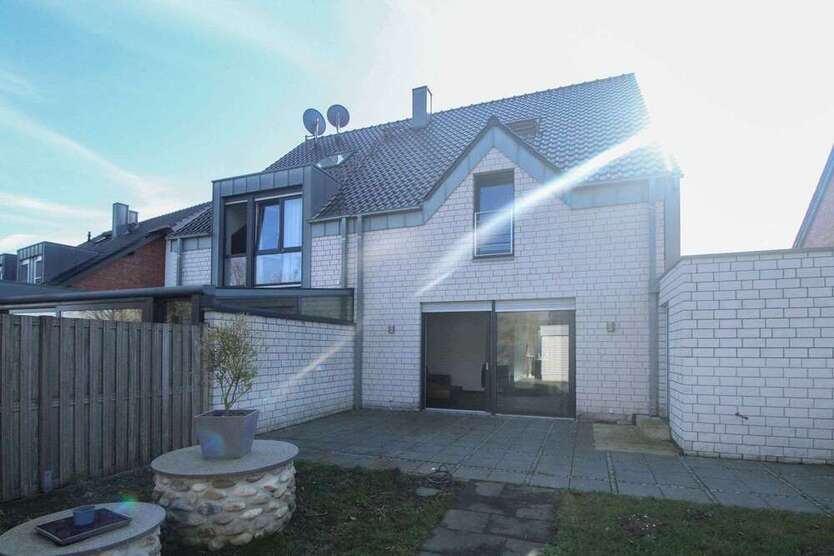 Haus zum Kaufen in Mönchengladbach 499.000 € 145.04 m²