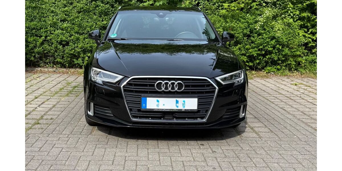 Audi A3 100.170 km 18.300 &euro; Hamburg 22523