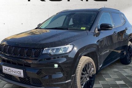 Jeep Compass 22.462 km 27.996 &euro; Teltow 14513