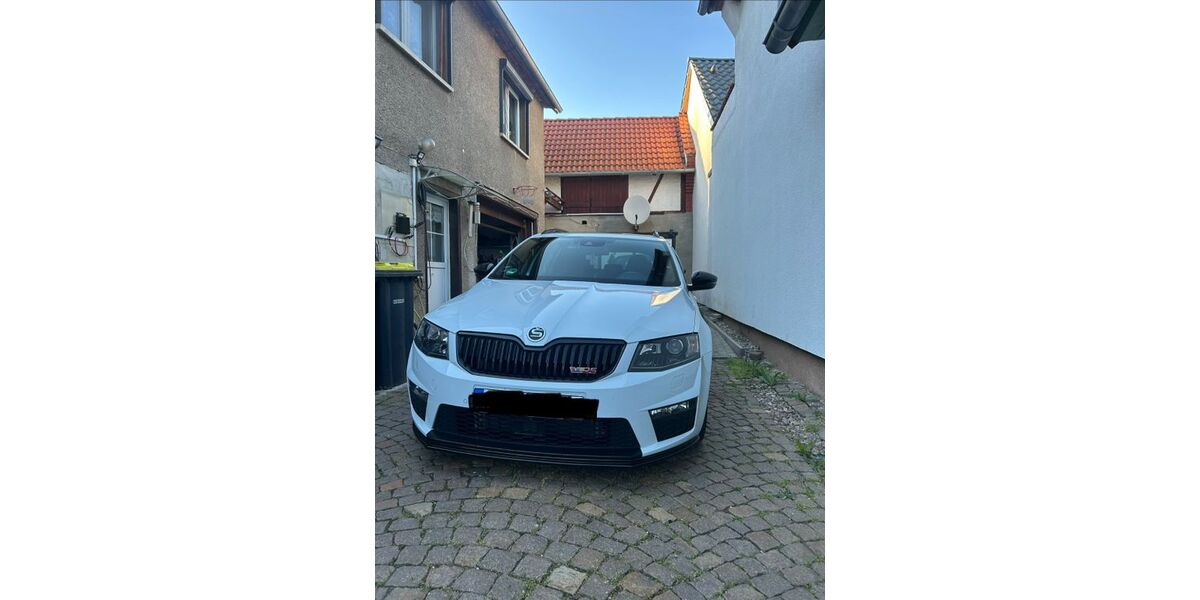 Skoda Octavia 150.000 km 18.000 &euro; Amt Wachsenburg 99334