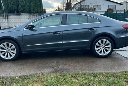 VW CC 198.000 km 9.900 € Berlin 12349