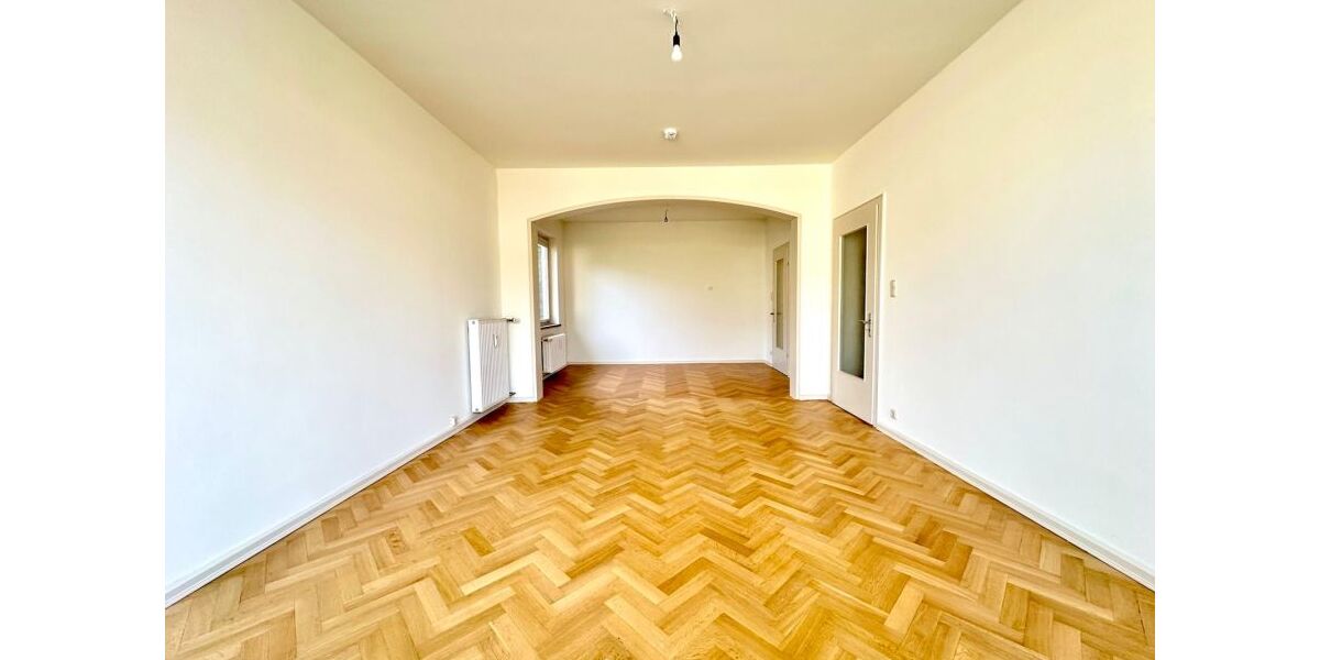 Provisionsfrei* 5-Zimmer-Wohnung in Wasserlage am Alsterlauf - Balkon, TG, 124 m², Alsterdorf - Etagenwohnung Hamburg Alsterdorf | Angebot:26935211