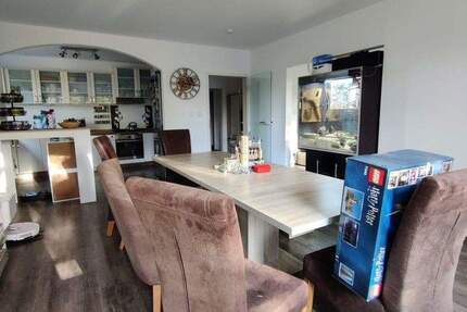 Großzügige 5-Zimmer-Wohnung mit zwei Balkonen, Garage und Top-Anbindung 5 zimmer