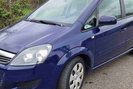 Opel Zafira 256.000 km 3.600 &euro; Karlsruhe 76227