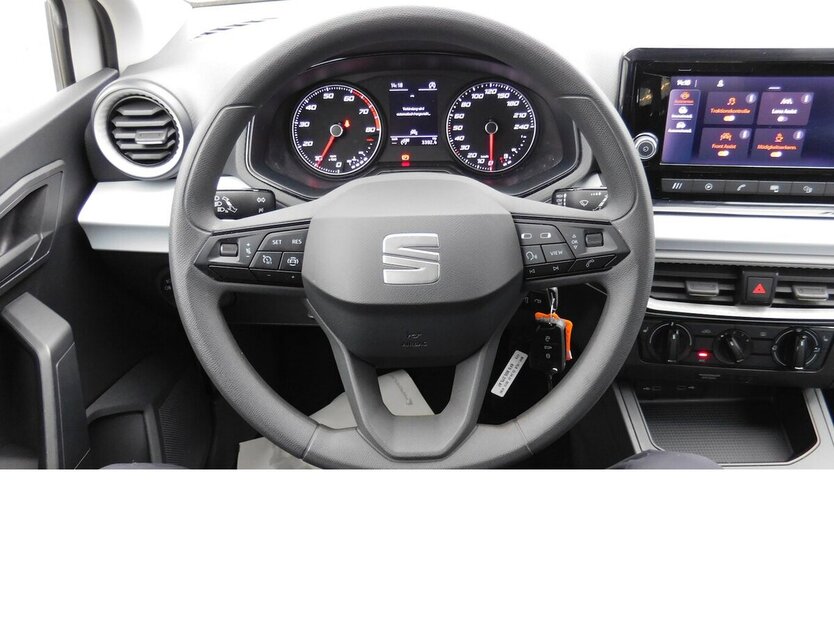 Seat Ibiza 1.0 Reverence MPI BMT 4Trg Klima Radio 18.700 km 12.990 € Vordorf 38533