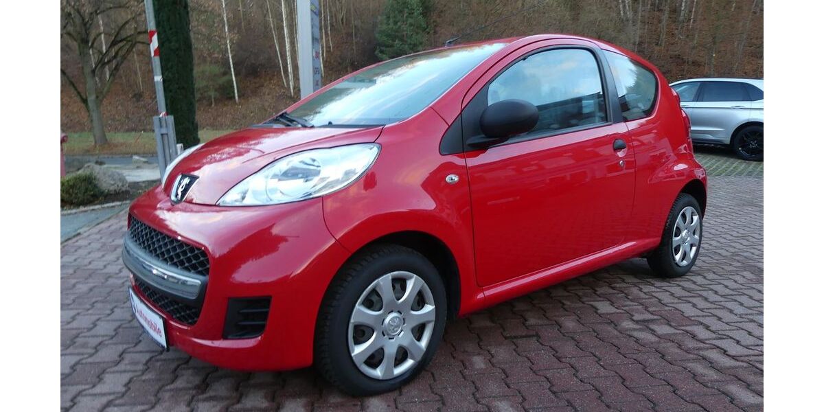Peugeot 107 31.800 km 5.990 &euro; Schneeberg 08289
