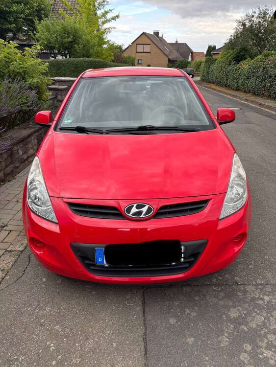 Hyundai i20 75.100 km 4.500 € Seesen 38723